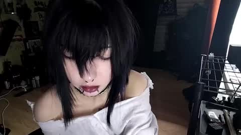 Lina online show from February 2026 11:06:02 AM