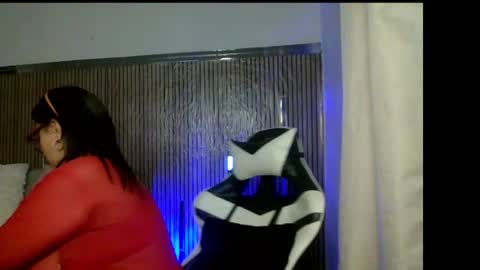 Snapshot of tachi1713 chatting on June 2026 07:54:01 AM yameil online show from June 2026 07:54:01 AM