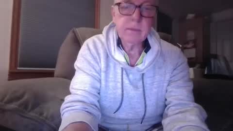 tacrunner66_ online show from October 2025 02:54:02 AM