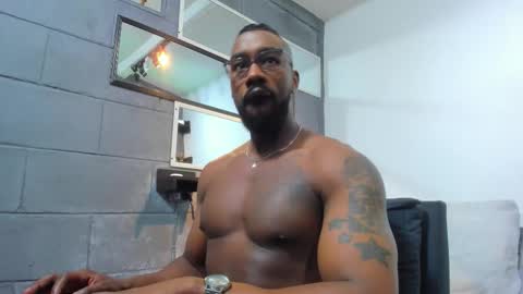 Snapshot of tafari_1 chatting on November 2025 02:57:01 AM Tafari Zulu online show from November 2025 02:57:01 AM