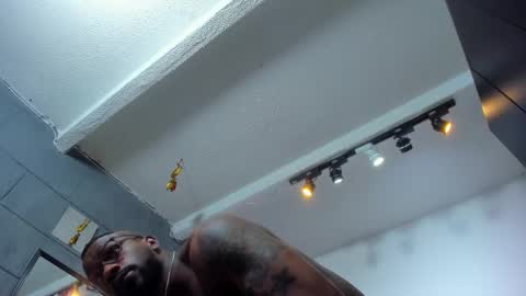 Snapshot of tafari_1 chatting on November 2025 01:16:02 AM Tafari Zulu online show from November 2025 01:16:02 AM