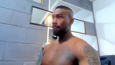 Snapshot of tafari_1 chatting on November 2025 01:27:02 AM Tafari Zulu online show from November 2025 01:27:02 AM