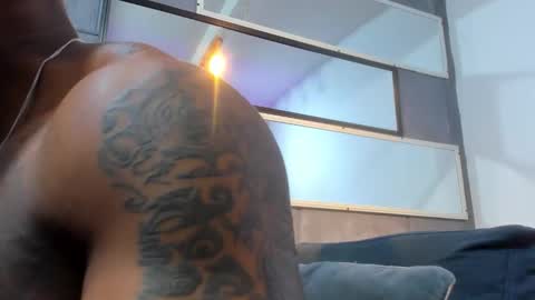 Snapshot of tafari_1 chatting on November 2025 01:49:02 AM Tafari Zulu online show from November 2025 01:49:02 AM