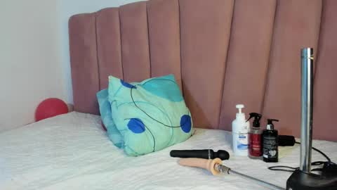 Tahira online show from March 2026 07:54:02 PM