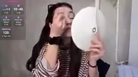 Lisss online show from March 2026 12:53:01 PM