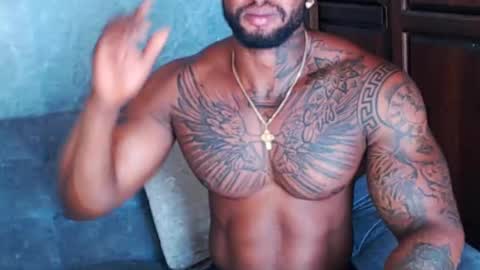 Tairon Tucke online show from January 2025 02:46:01 PM