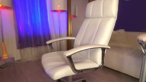 Margo online show from February 2025 03:41:02 PM