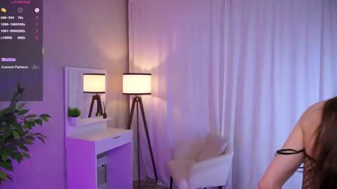 Jessi online show from September 2025 01:07:01 AM