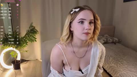 Jessi online show from September 2025 11:04:01 AM