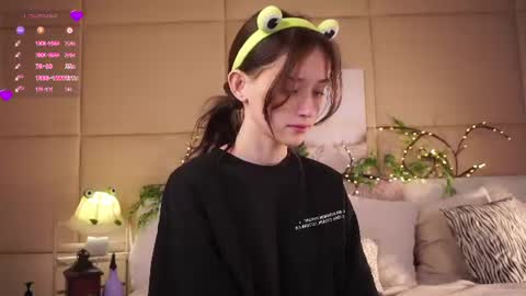 Mia online show from July 2026 01:36:01 AM