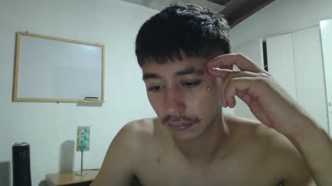 Snapshot of talhi_ chatting on December 2024 01:45:01 AM talhi_ online show from December 2024 01:45:01 AM