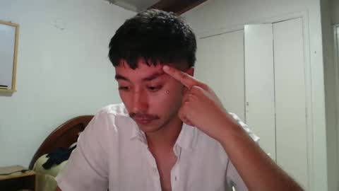 Snapshot of talhi_ chatting on December 2024 04:27:02 AM talhi_ online show from December 2024 04:27:02 AM