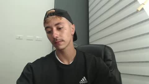 Snapshot of talhi_ chatting on January 2025 03:15:02 AM talhi_ online show from January 2025 03:15:02 AM