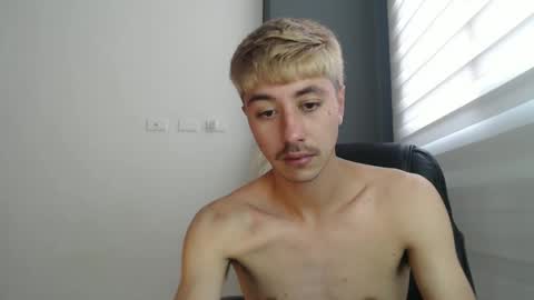 Snapshot of talhi_ chatting on January 2025 09:16:01 PM talhi_ online show from January 2025 09:16:01 PM