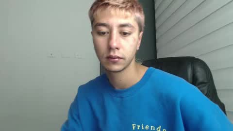 Snapshot of talhi_ chatting on February 2025 09:47:02 AM talhi_ online show from February 2025 09:47:02 AM