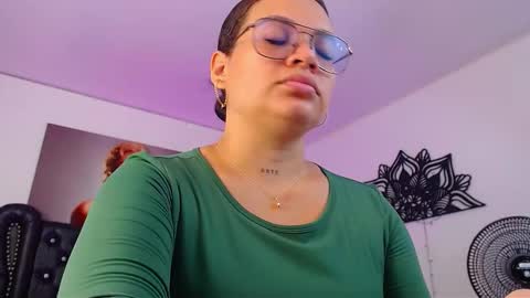 taliana36 online show from November 2025 12:26:01 PM