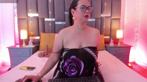 tali  online show from December 2025 09:52:02 PM