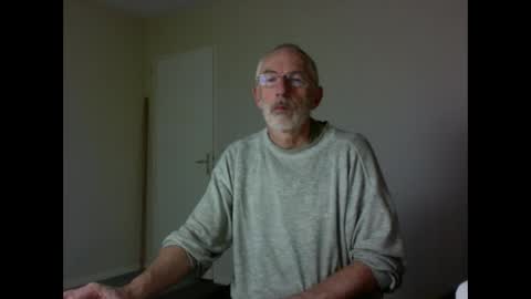 Jack Pierrot online show from October 2025 06:52:02 PM