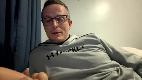 first stream was very fun grateful for every follow and super active chat online show from April 2026 03:07:01 AM