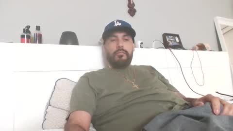 Snapshot of talllatino310 chatting on February 2025 10:03:02 PM talllatino310 online show from February 2025 10:03:02 PM