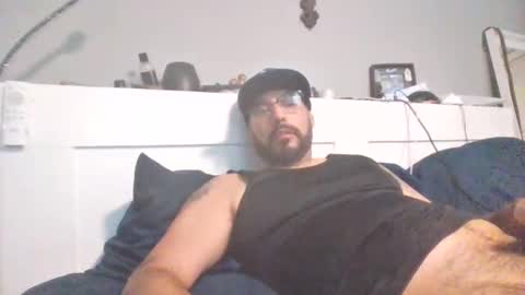 Snapshot of talllatino310 chatting on November 2025 07:37:01 PM talllatino310 online show from November 2025 07:37:01 PM