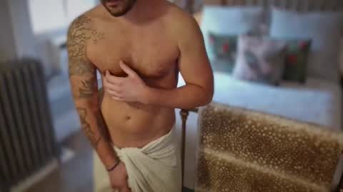 tallslimfit1 online show from February 2026 05:44:01 PM