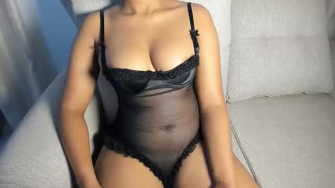 Jade online show from October 2025 04:14:01 AM