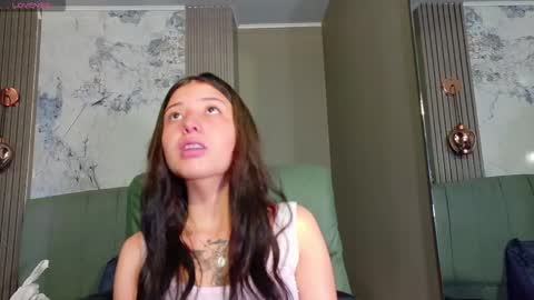 Snapshot of tamara_aa chatting on November 2025 12:10:01 AM Tamara online show from November 2025 12:10:01 AM