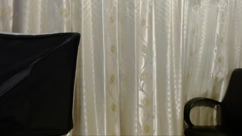 Snapshot of tamara_reyna chatting on October 2025 02:18:01 AM Tammy Modelo independiente YEAH online show from October 2025 02:18:01 AM