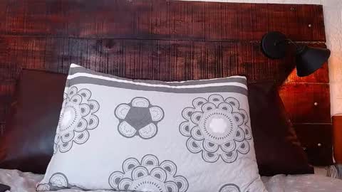    online show from December 2024 10:08:02 PM