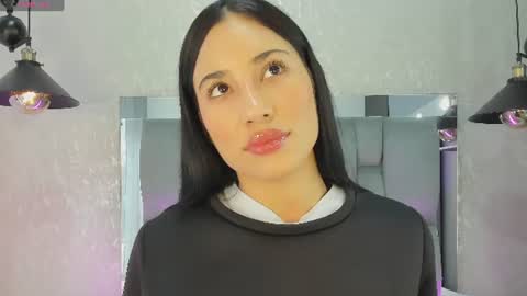 Snapshot of tamara_ssummer chatting on July 2026 01:24:01 PM tamara_ssummer online show from July 2026 01:24:01 PM
