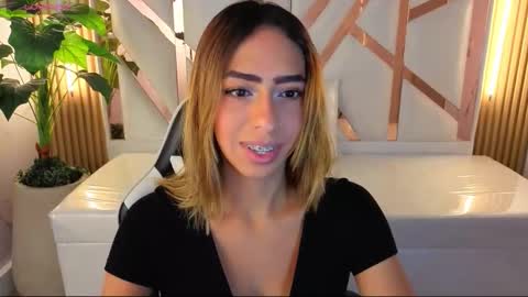 Tamara  online show from March 2026 07:10:02 PM