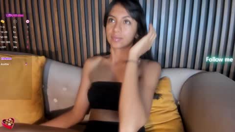 Snapshot of tamaraakins chatting on February 2025 03:42:02 PM Tamy online show from February 2025 03:42:02 PM