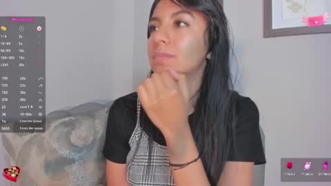 Snapshot of tamaraakins chatting on February 2025 08:44:01 PM Tamy online show from February 2025 08:44:01 PM
