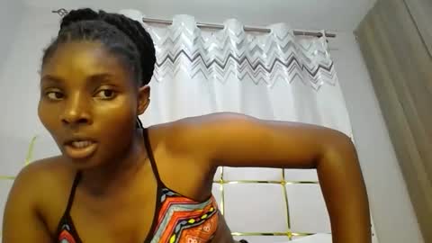 Snapshot of tamia538235 chatting on January 2025 06:39:01 PM tamia online show from January 2025 06:39:01 PM