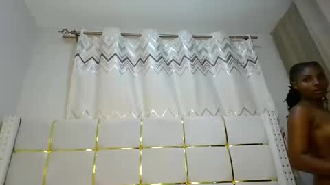 Snapshot of tamia538235 chatting on February 2025 06:43:02 AM tamia online show from February 2025 06:43:02 AM