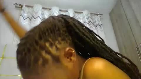 Snapshot of tamia538235 chatting on February 2025 03:28:01 AM tamia online show from February 2025 03:28:01 AM