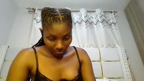 Snapshot of tamia538235 chatting on February 2025 12:52:01 AM tamia online show from February 2025 12:52:01 AM