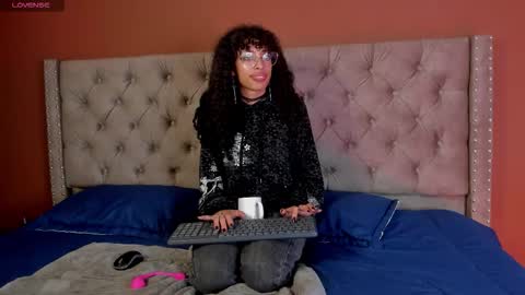 Snapshot of tamia_25 chatting on March 2026 01:16:02 PM TAMI online show from March 2026 01:16:02 PM