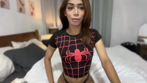 Snapshot of tamira_sassyqueen chatting on May 2026 02:07:02 AM Kylie online show from May 2026 02:07:02 AM