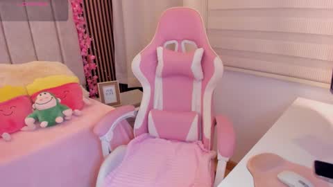 Tammy online show from December 2025 08:40:01 PM