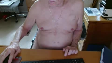 Snapshot of tampaman345 chatting on May 2026 01:49:01 PM tampaman345 online show from May 2026 01:49:01 PM