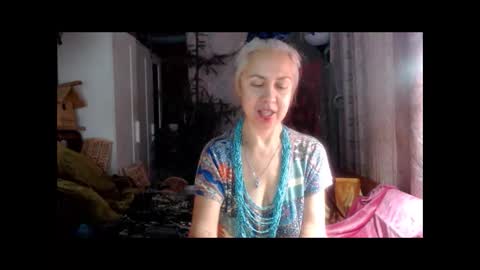 Milena online show from September 2025 02:00:01 PM