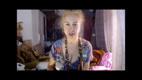 Milena online show from November 2025 10:26:02 AM