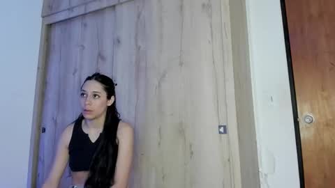 tania06 online show from October 2025 02:16:02 PM