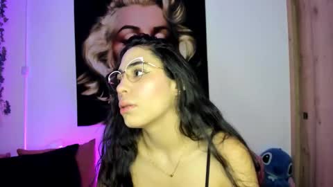 tania06 online show from November 2025 01:17:02 PM