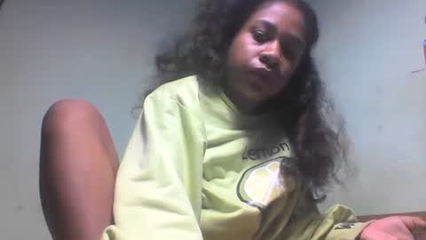 Snapshot of tania1102 chatting on February 2025 03:31:02 AM tania1102 online show from February 2025 03:31:02 AM