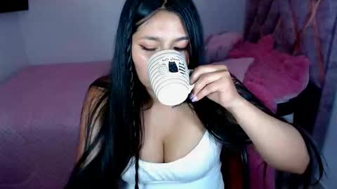 Snapshot of tania_rendon1 chatting on February 2025 11:21:02 PM Tania online show from February 2025 11:21:02 PM