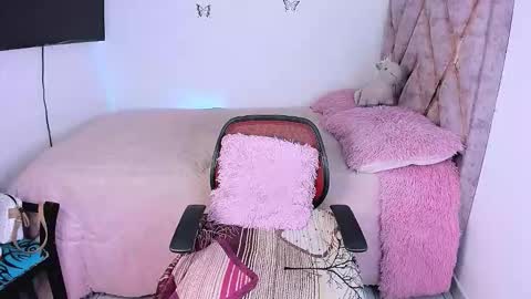 Snapshot of tania_rendon1 chatting on March 2026 11:32:01 AM Tania online show from March 2026 11:32:01 AM