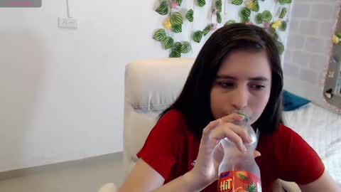 Tania  online show from September 2025 06:11:02 PM